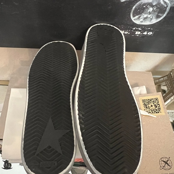 GOLDEN GOOSE 
Leather Stardan Sneakers - Picture 10 of 10